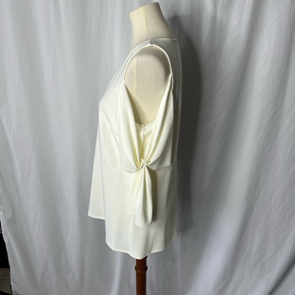 Boston Proper Beyond Travel Ivory Tie Sleeve Top - Medium - Picture 3 of 6